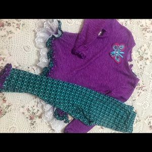 Girls matching outfit